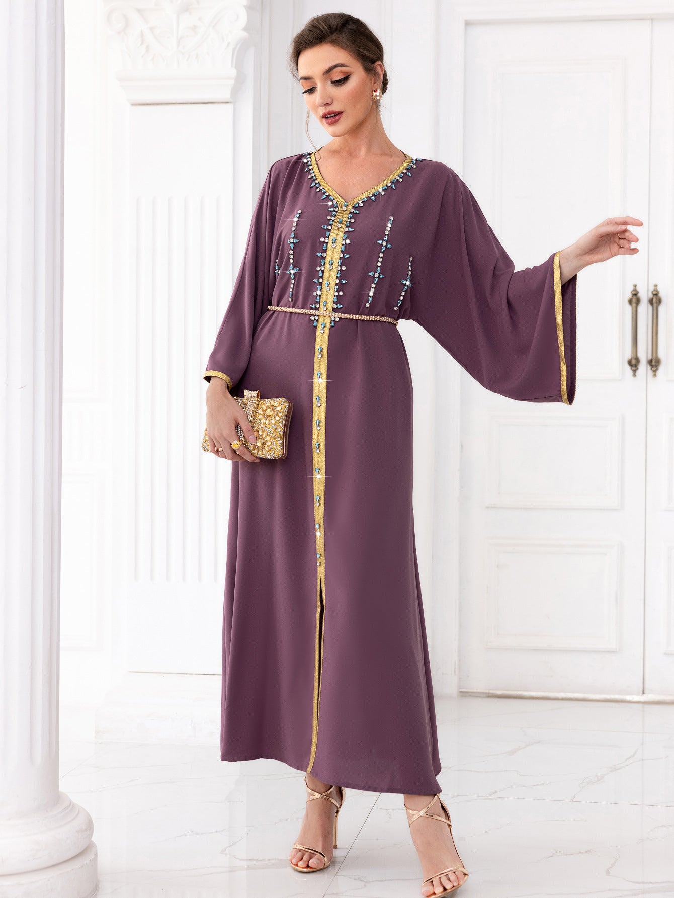 Robe à manches Dubaï en diamant cousue à la main, couleur racine d'épinard