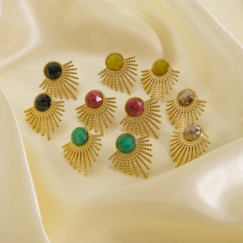 Elegantes pendientes de acero y titanio con incrustaciones de piedra natural