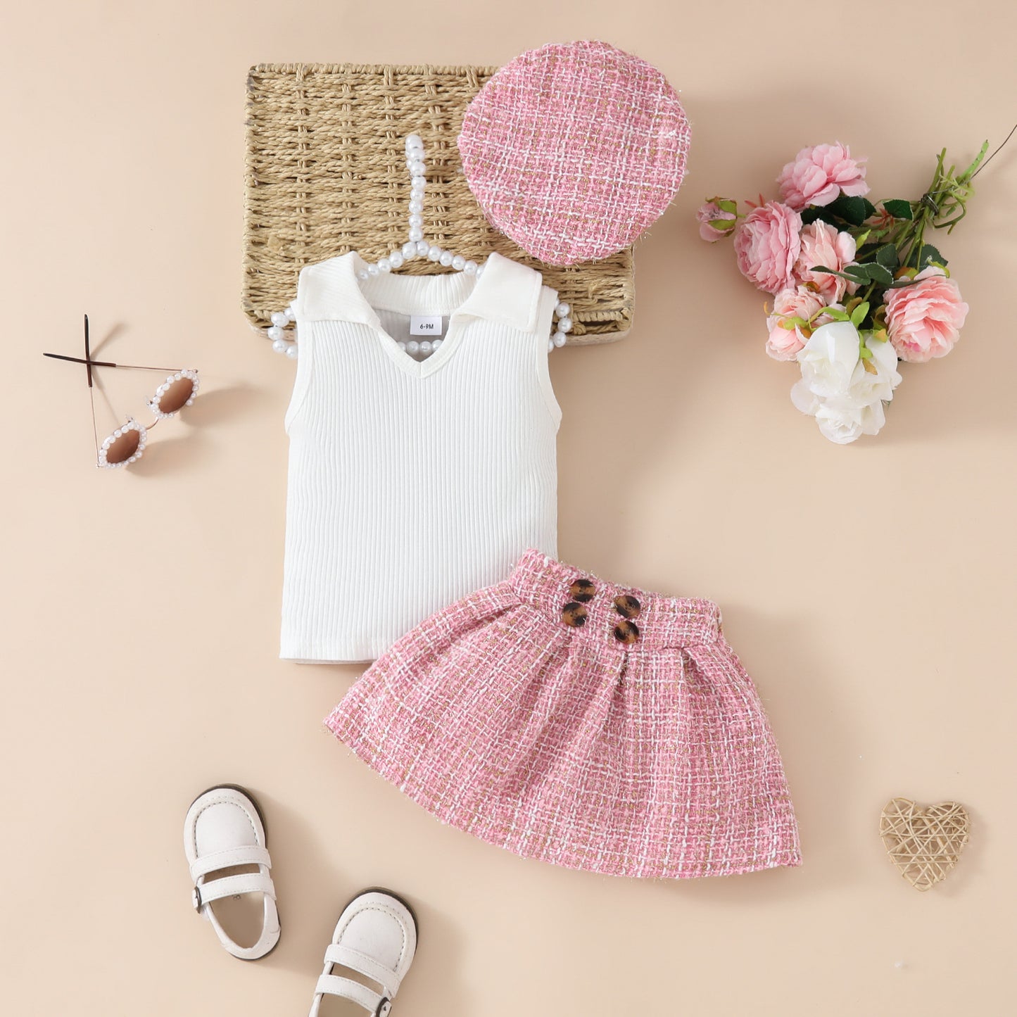 Traje de falda de tartán con top de boina de moda para niñas