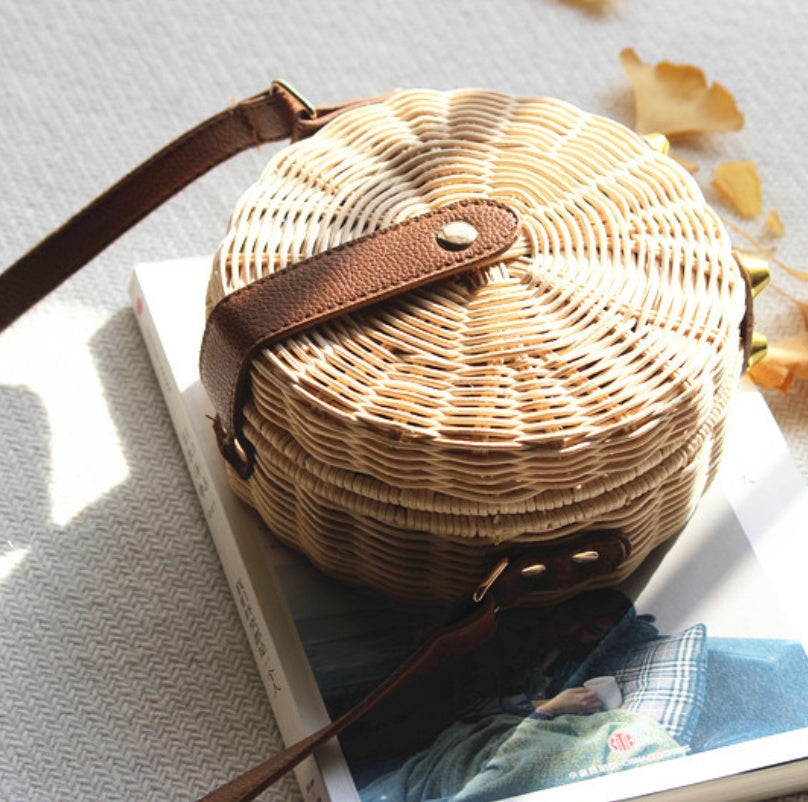 Round Rattan Bag