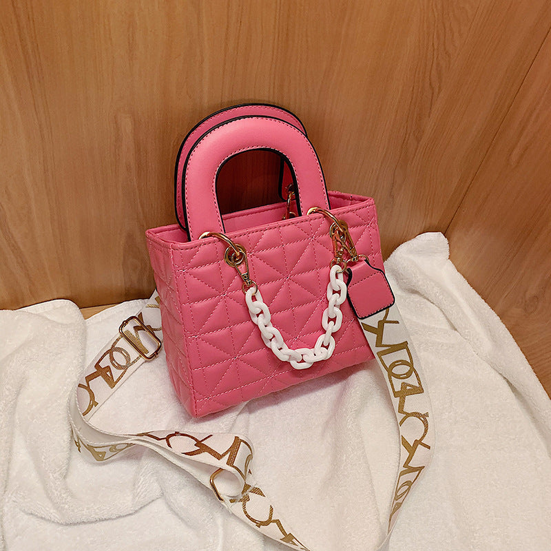 Textured Small Fragrant Style Chain Shoulder Messenger Bag