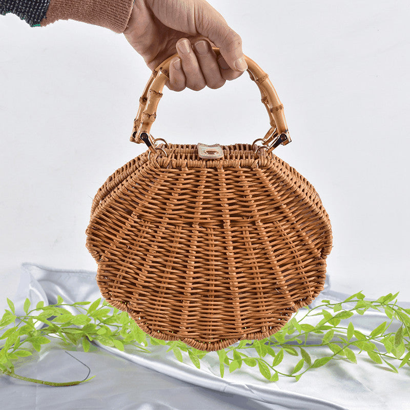 Shell Decoration Rattan Three-dimensional Conch Shape Straw Bag