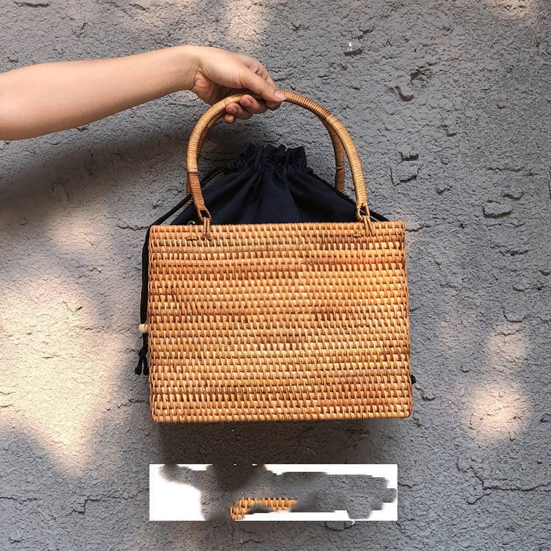 New Bali Rattan Woven Bag, Retro Straw Woven Beach Travel Messenger Round Bag