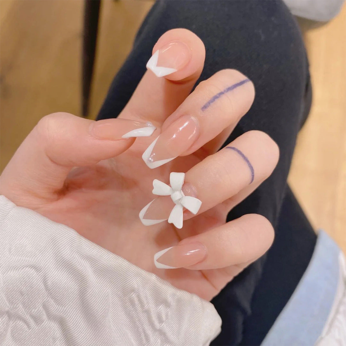 Simple Bow Wear Manicure Patch With Removable