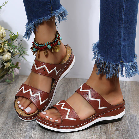 Mid-Heel Embroidered Wedge Lightweight Sandals