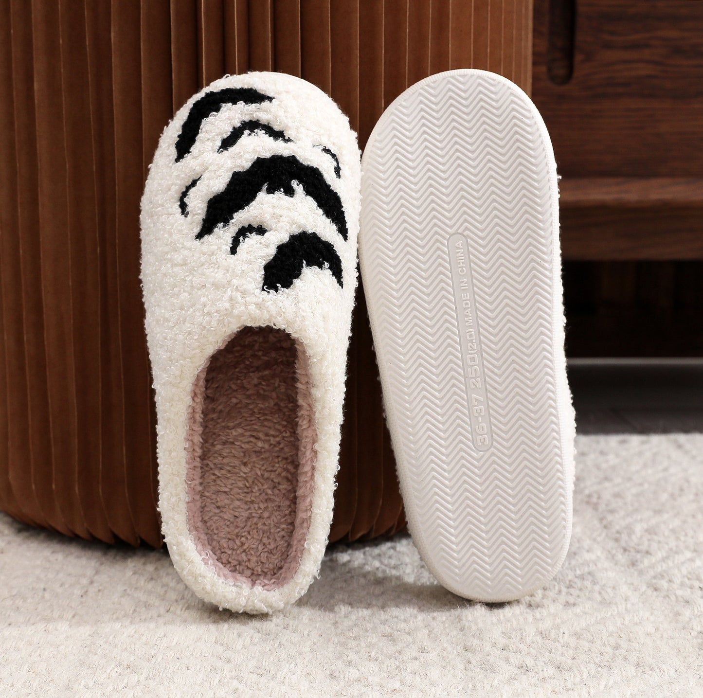 Funny Bat Slipper Halloween Pumpkin Flat Indoor House Shoes For Women Men Soft Plush Cozy Horror Fashion Halloween Gifts