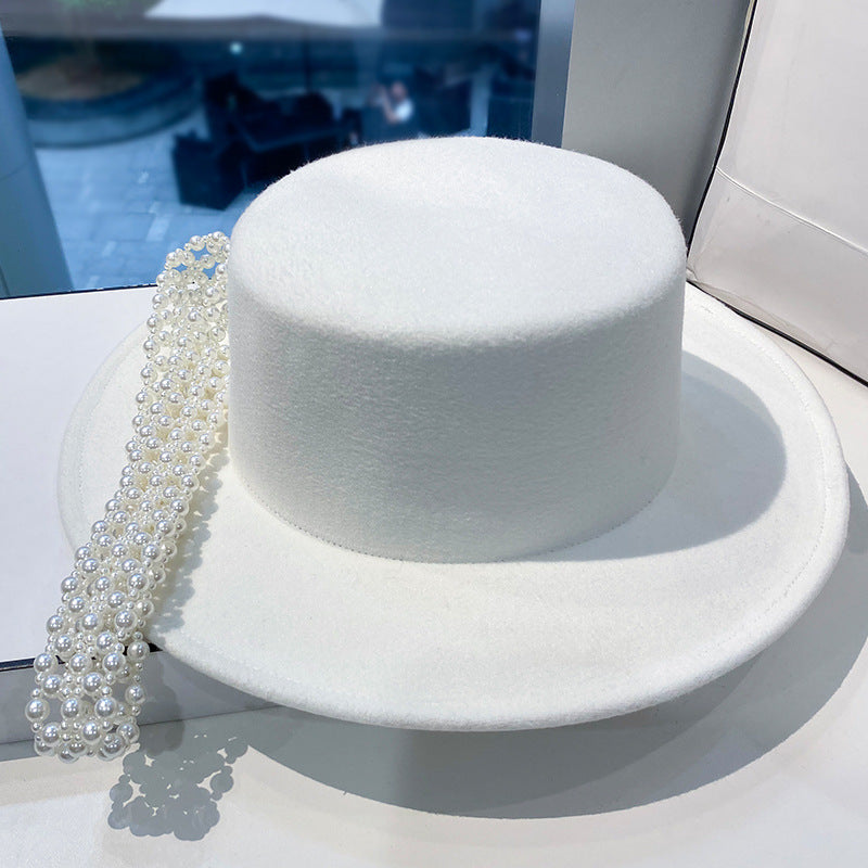 Autumn And Winter New White Children's Elegant Pearl Chain Flat Top Hat