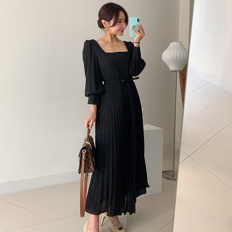 Square Collar Slim Waist Lantern Sleeve Long Pleated Dress