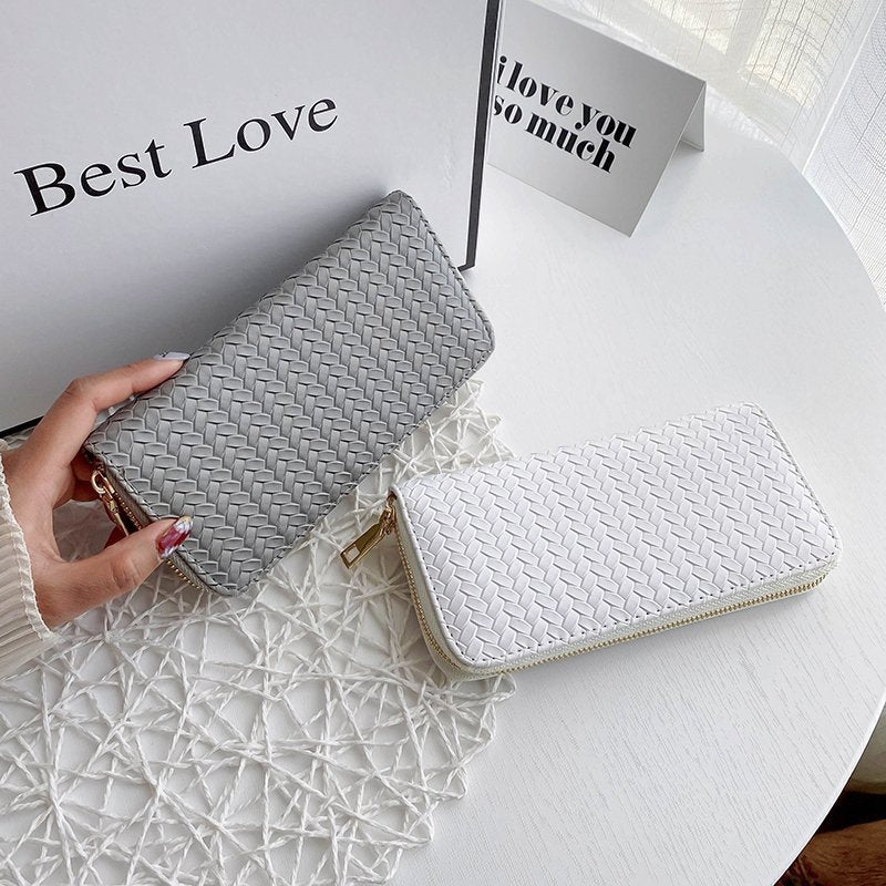 Zipped woven clutch