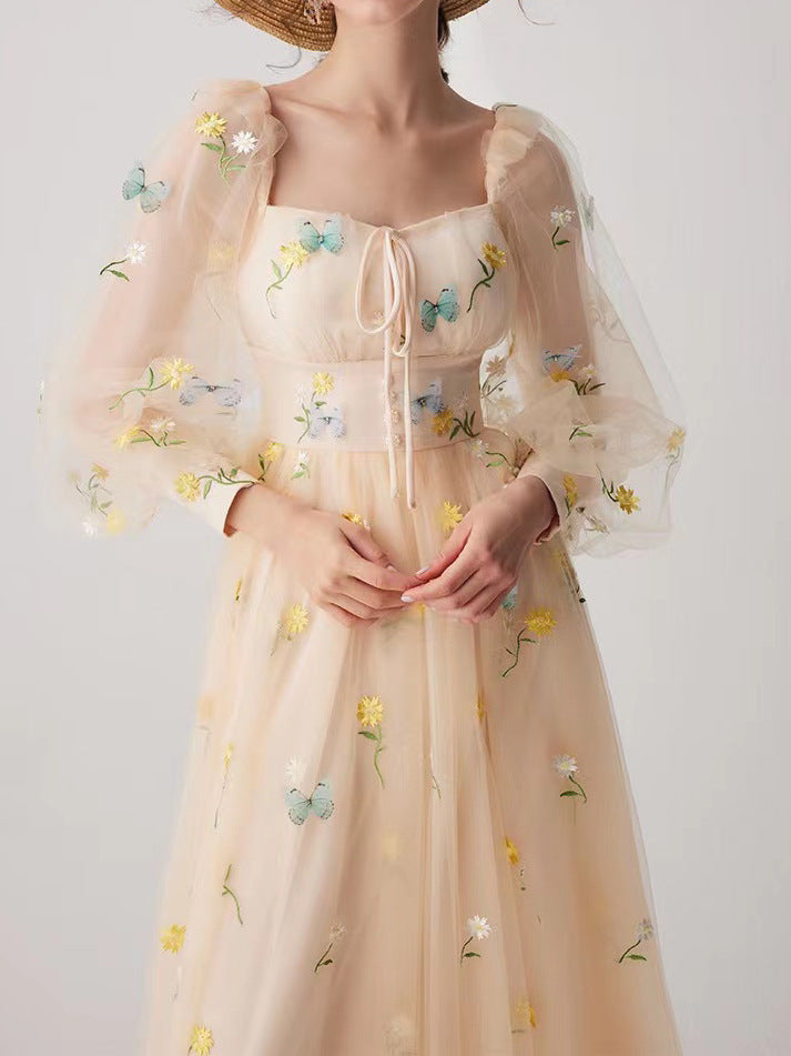 Vestido de malla con bordado floral y mariposas tridimensionales para mujer