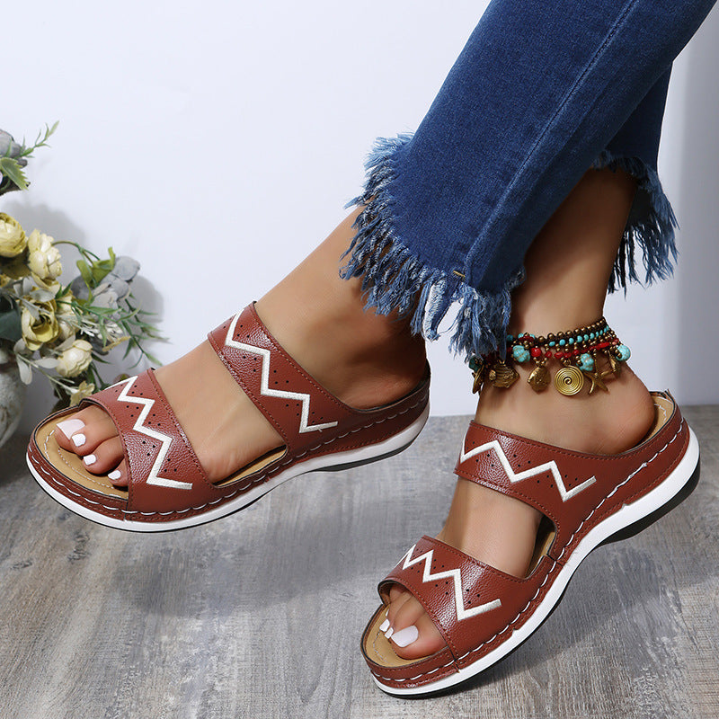 Mid-Heel Embroidered Wedge Lightweight Sandals