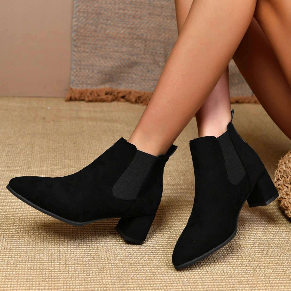 Women's Chunky Heel Pointed Plus Size Ankle Boots