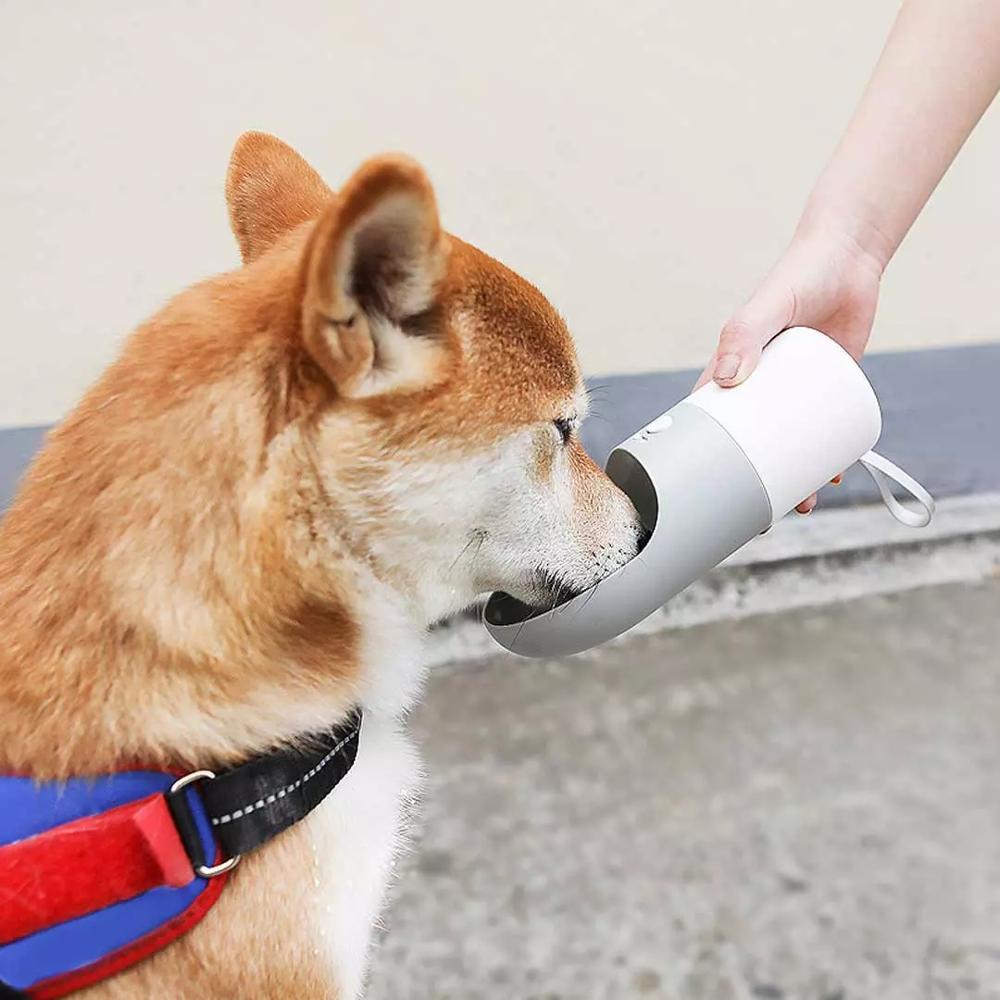 Taza para beber para mascotas, botella de agua para mascotas, cómoda, fácil de usar, a prueba de salpicaduras, cerradura de una tecla, estándar ABS