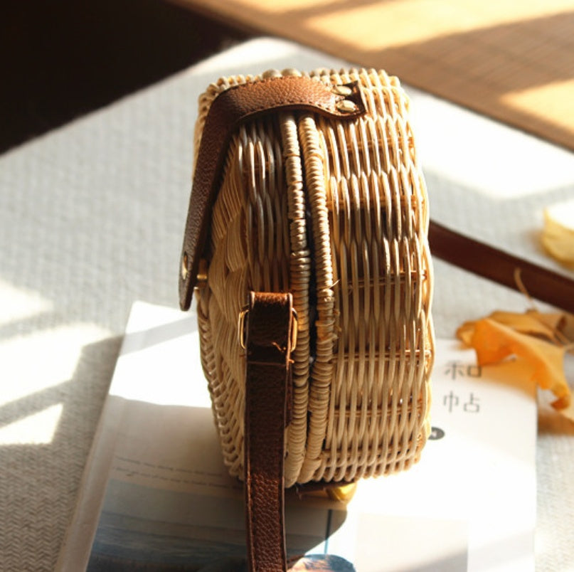 Round Rattan Bag