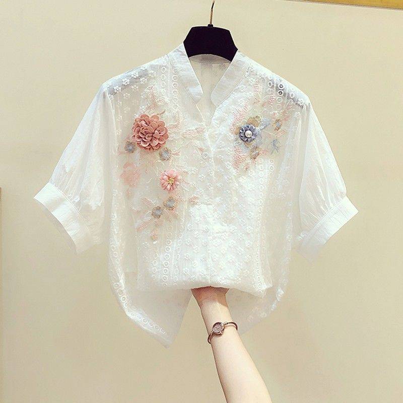 Camisa de algodón de manga corta con cuello de flores y bordado Retro estilo informal para mujer