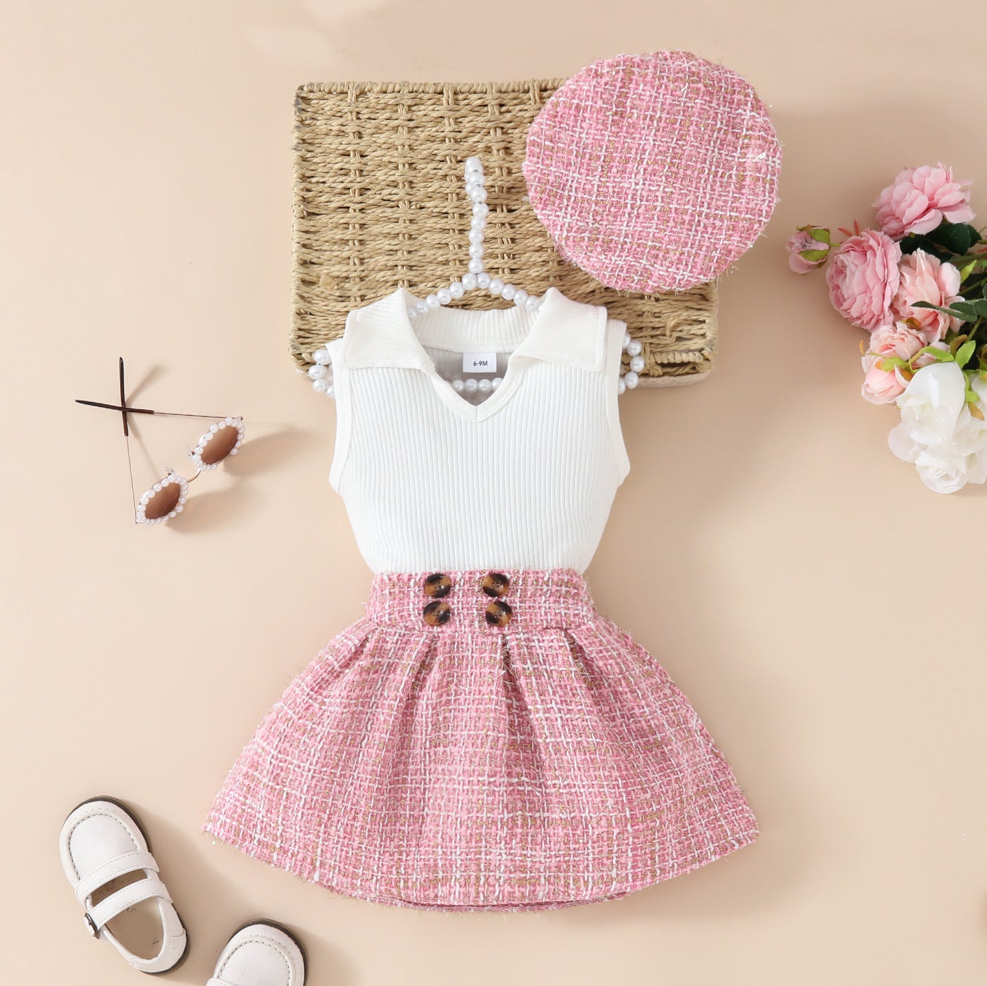 Traje de falda de tartán con top de boina de moda para niñas