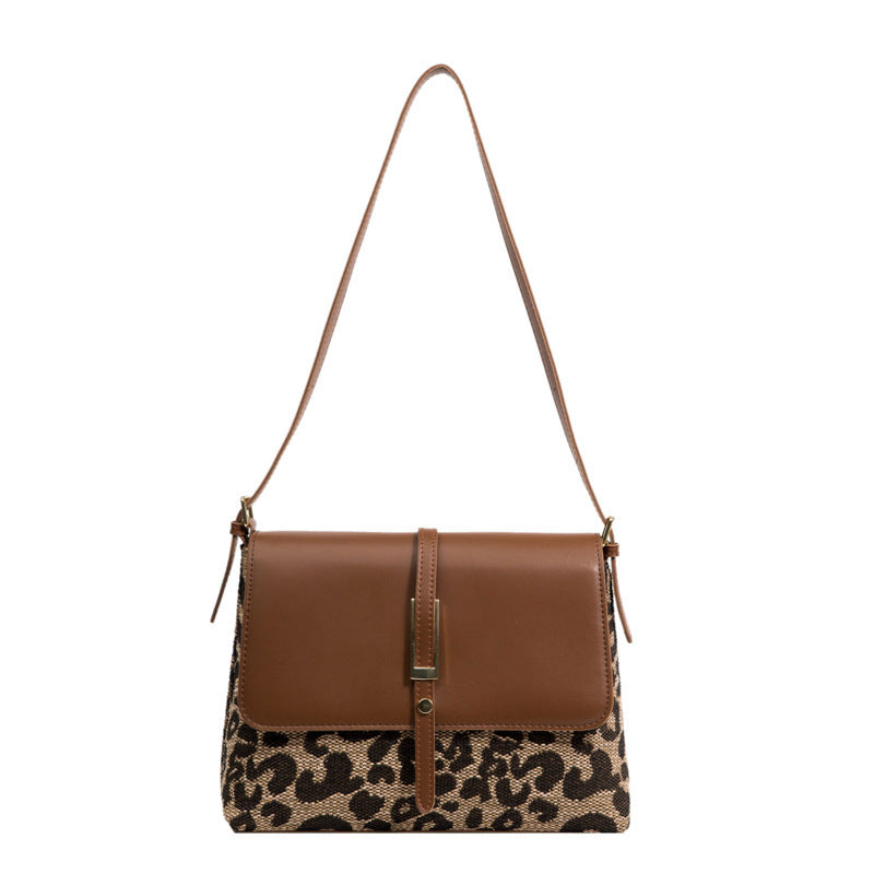 Bolso cuadrado pequeño simple a juego con colores con estampado de leopardo de invierno