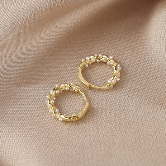 French Wrapped Pearl Ring Earrings For Women, With A Light Luxury Temperament And A High-end Feel. Earrings Buckle