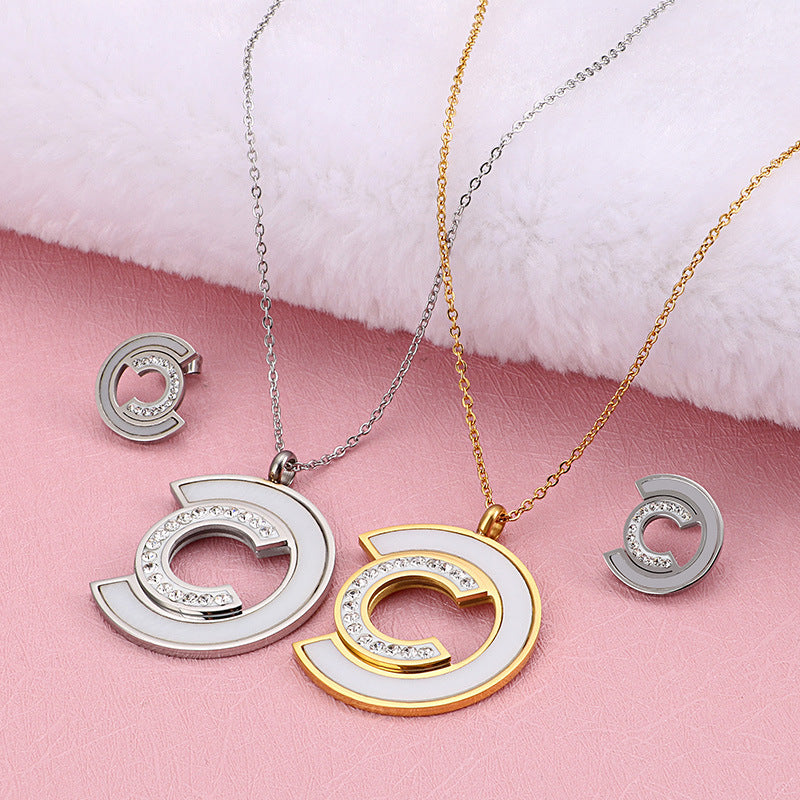 Fashion Exaggerated Titanium Steel Shell Letter C Necklace