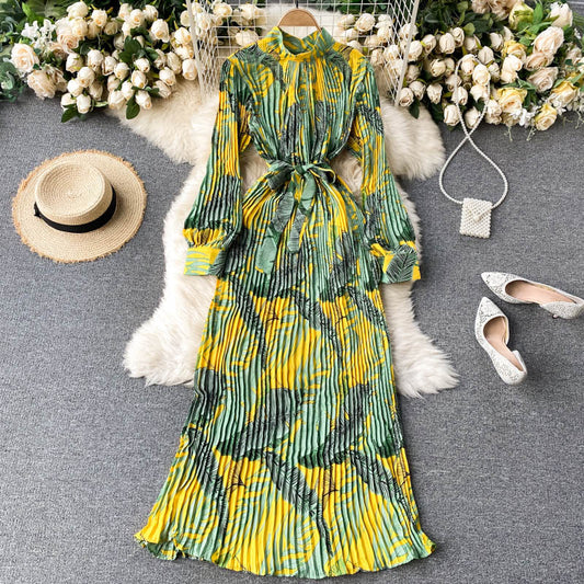 Retro Printing Pleated Long Dress