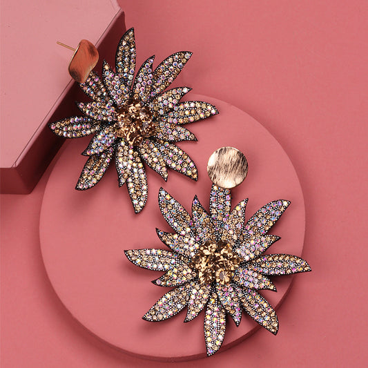 Vintage Fashion Full Rhinestone-encrusted Flower Earrings