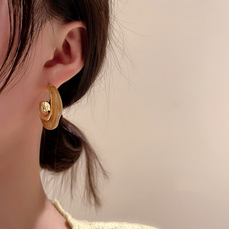 Fashion Pearl Letter C-shaped Ear Ring Temperament Design