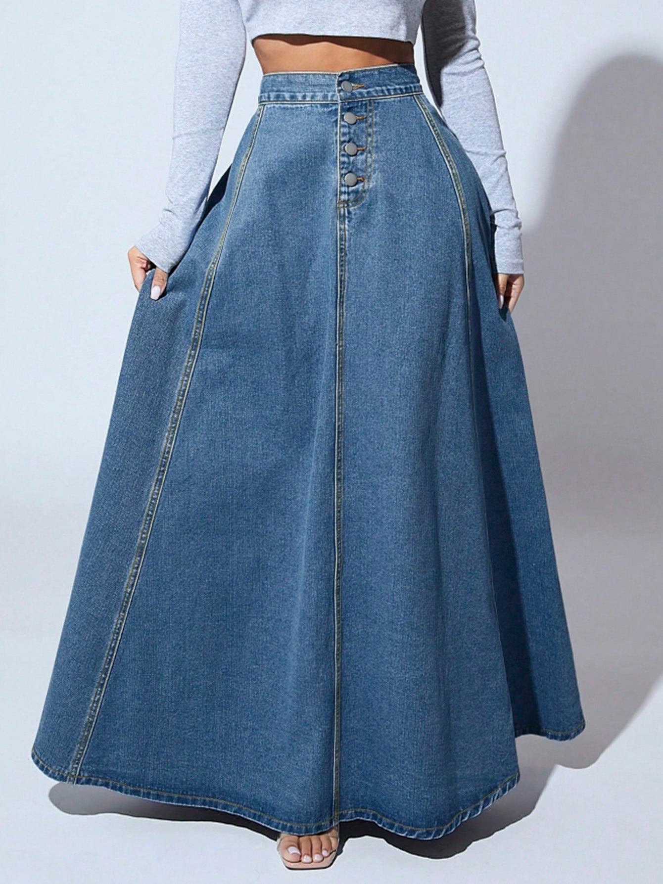 Retro Style Fashionable Large Swing Design Single-breasted Denim Skirt