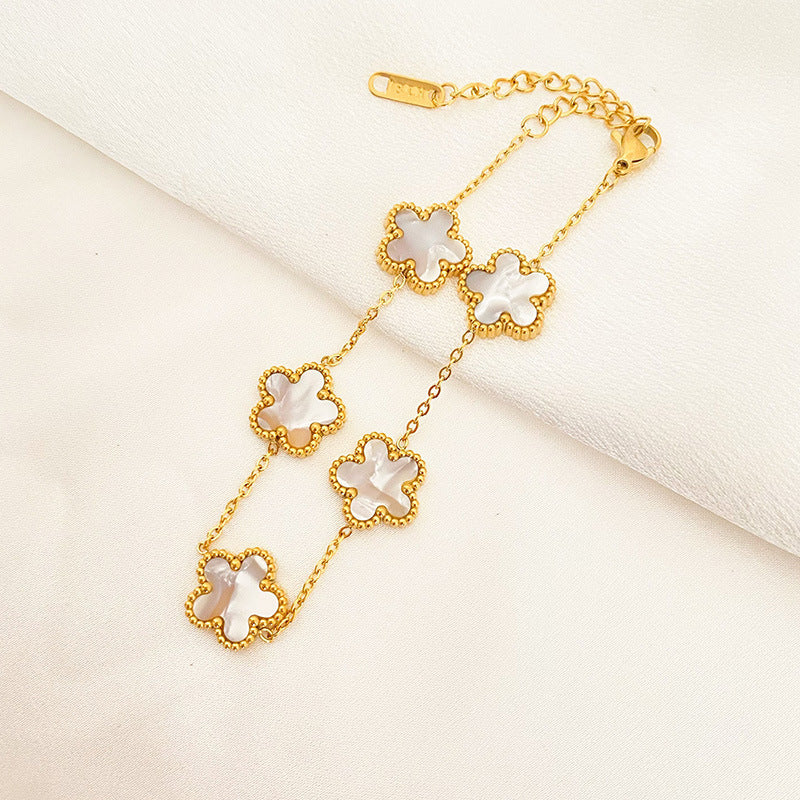 Five-leaf Flower Pendant Necklace Earring Bracelet Suit