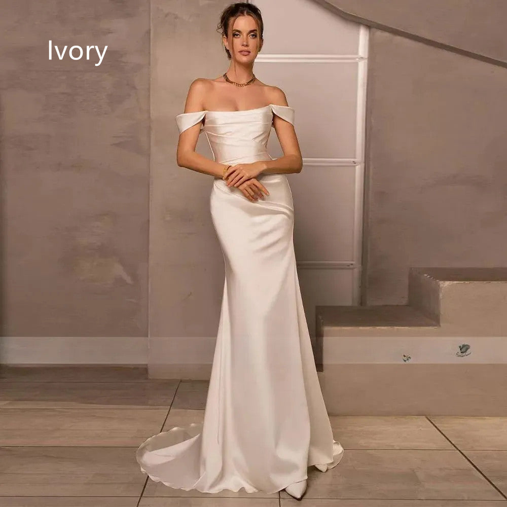 Vestido de novia sencillo de sirena de satén marfil