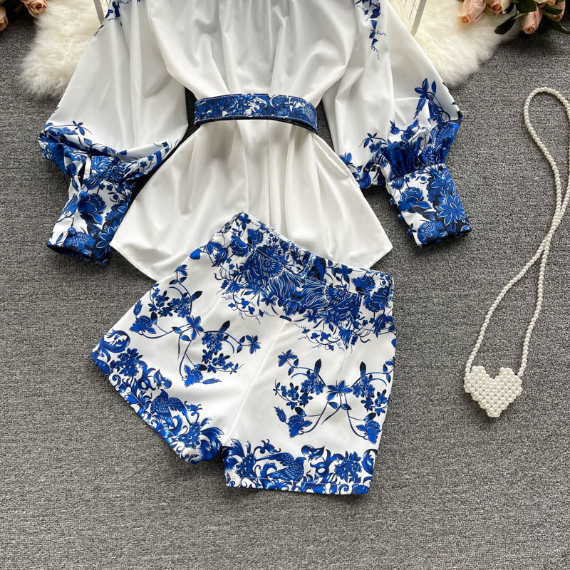 Women's Vintage Blue And White Porcelain Print Shirt Versatile Wide Leg Shorts