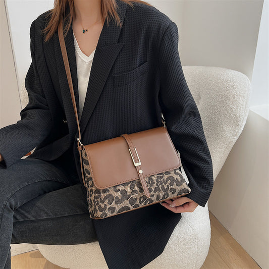 Winter Leopard Print Color Matching Simple Small Square Bag