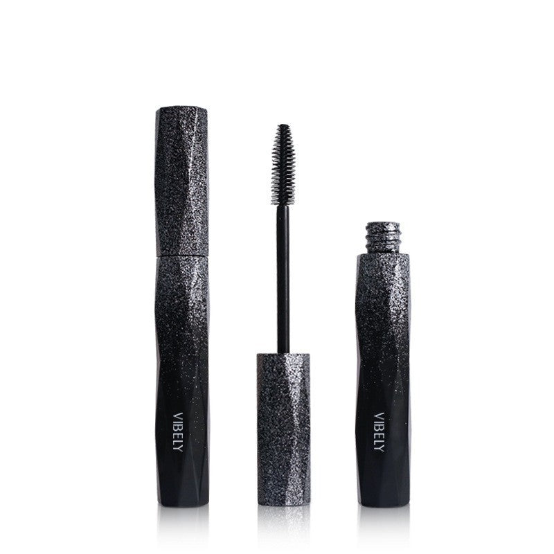 Waterproof And Sweatproof 4D Mascara